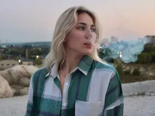 Livejasmin sex shows MilaBryan